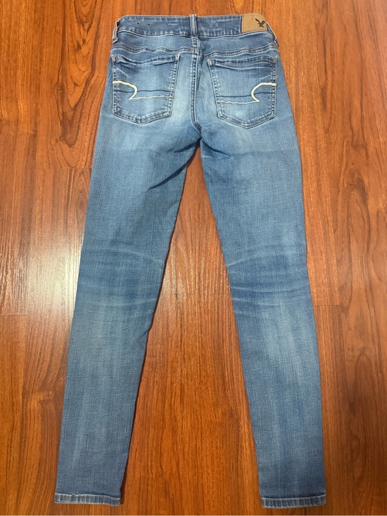 American Eagle Outfitters Denim - Women’s Blue Skinny Jeans - Classic Mid Wash